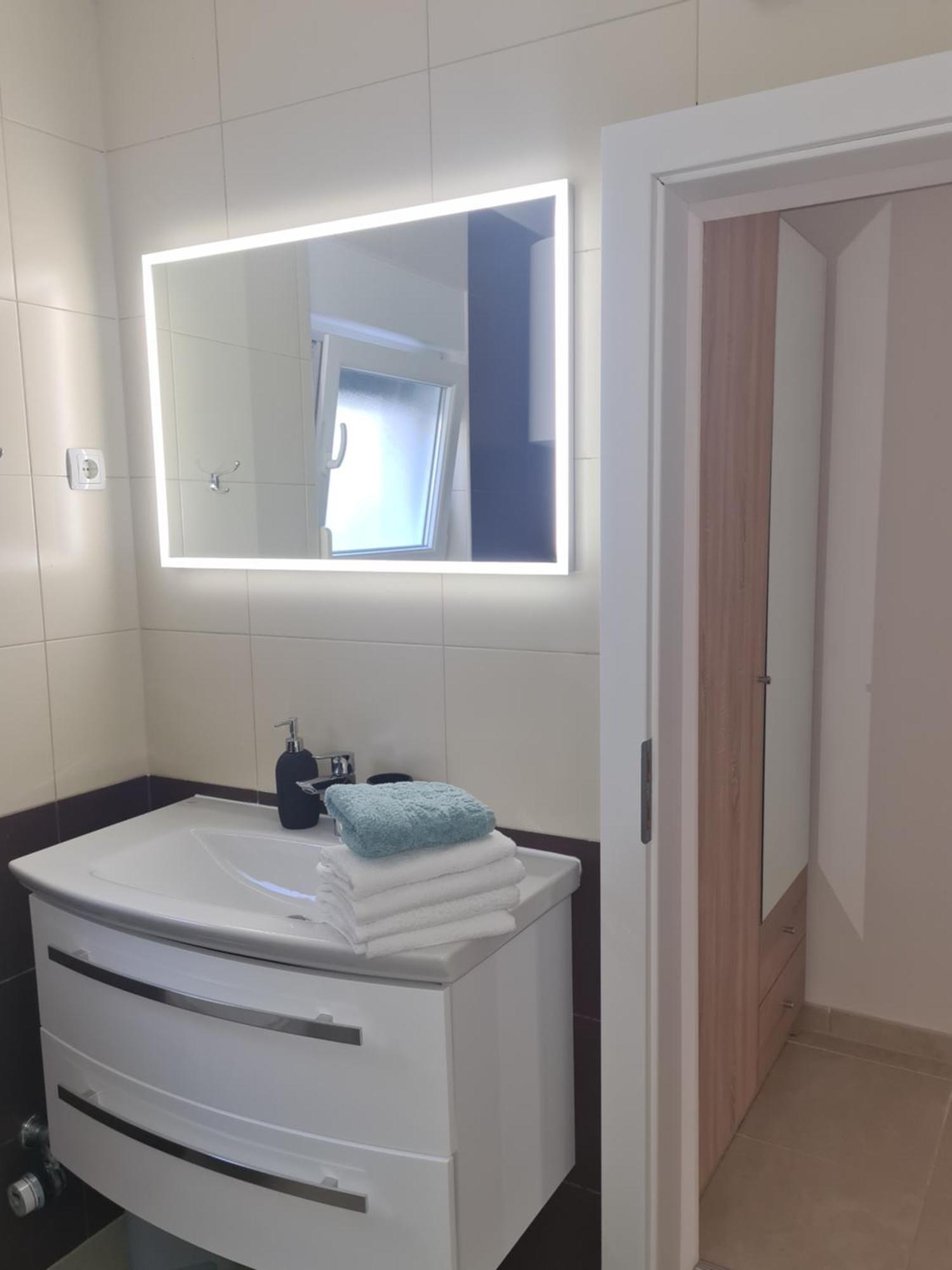 Modern Apartment Near The Sea-Mise Trogir Eksteriør bilde